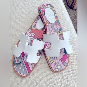 Hermes iconic Oran sandals white 38/8 pink lining